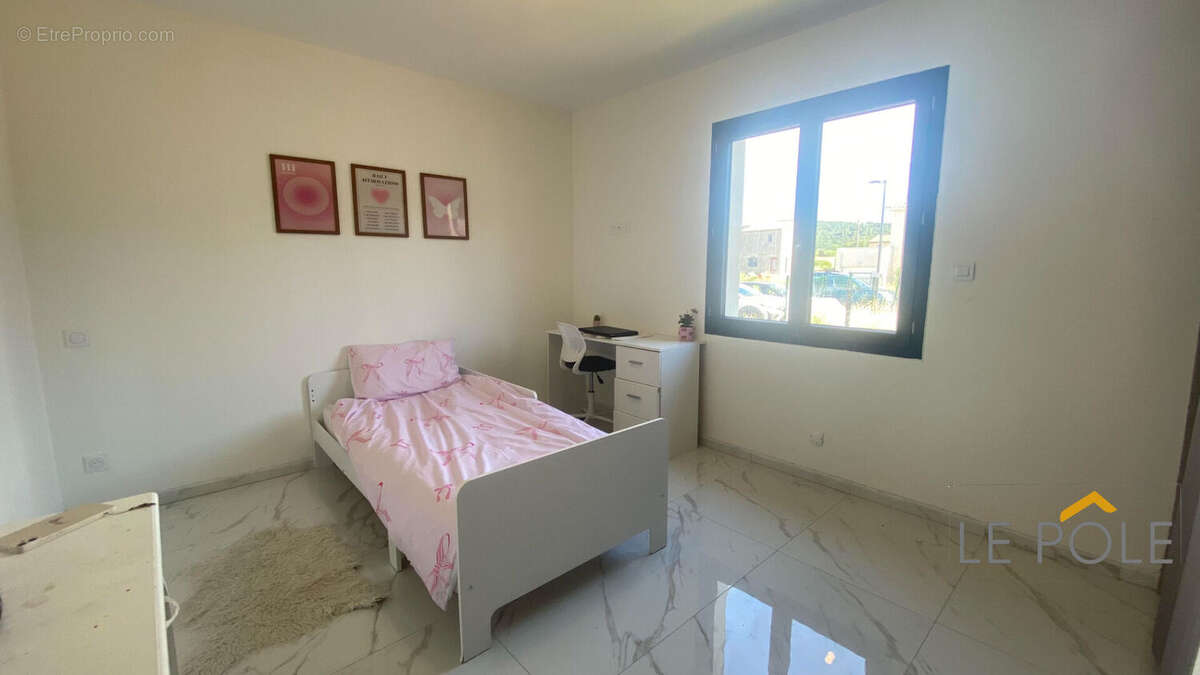 Villa neuve Bollene 5 pièce(s) 115,6m2 habitables sur 875 m² de terrain - photo 8