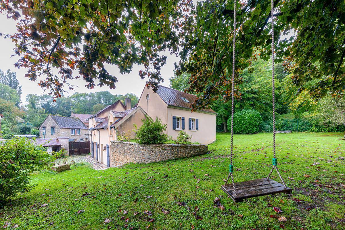 Maison à FREMAINVILLE