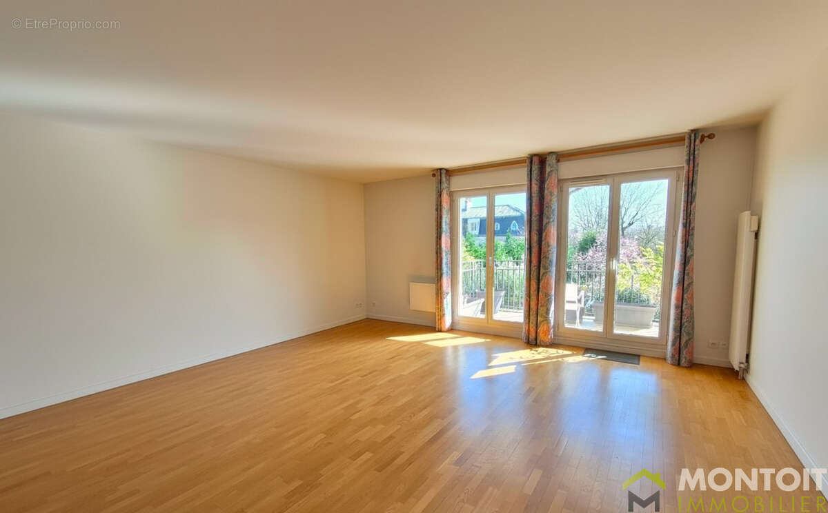 Appartement à THIAIS
