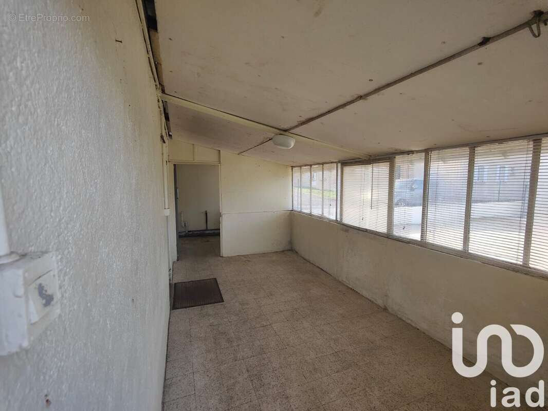 Photo 8 - Maison à LA CHAPELLE-SAINT-URSIN