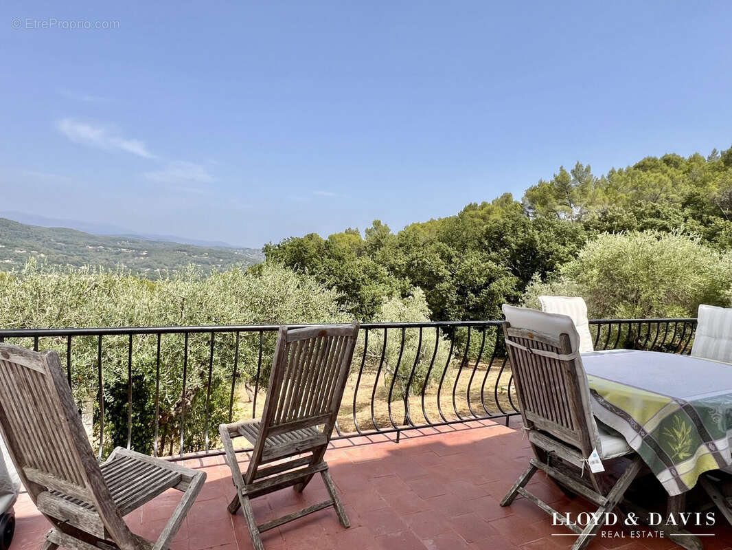Maison 106 m² à Seillans  - photo 6