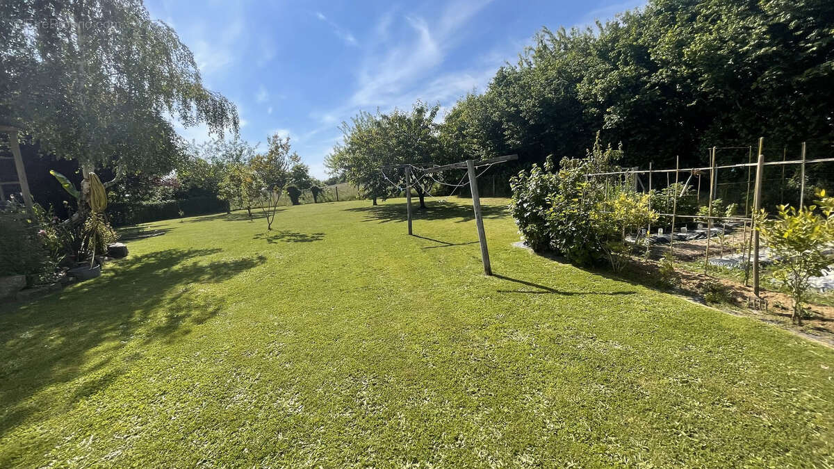 Maison à vendre 10 min de Chemillé et 20 min de Cholet - Frais d'Agence Réduits ! - photo 7