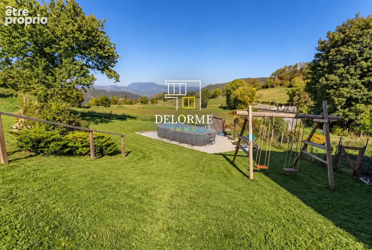 Photo Maison à Merlas au prix de 295 000€
