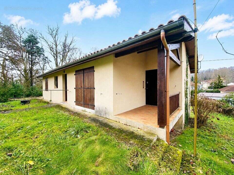 Maison 90 m² à Cazaubon  - photo 46