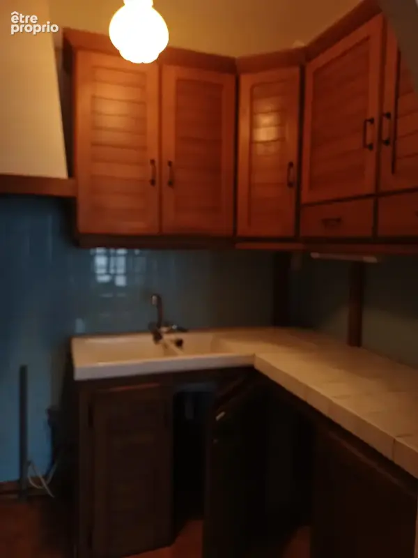 Maison à rénover 150 m2 hab sur 2 niveaux. Beau potentiel ! - photo 5