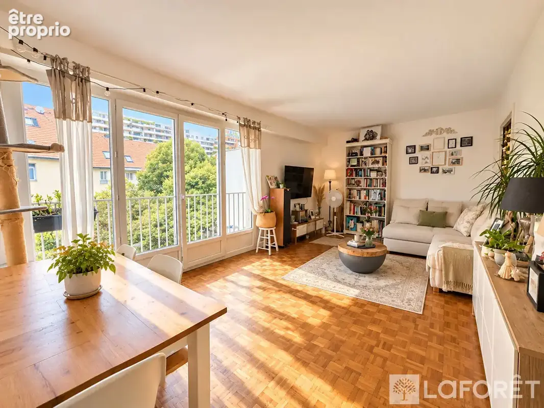 Appartement Sevres 3 pièce(s) 67,29 m2 - photo 1