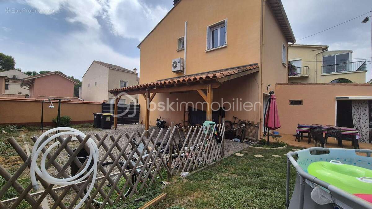 A vendre maison de ville de 129m² trois faces sur terrain de 438m² a elne - centre ville - proche de tous les commerces des ecol - photo 17