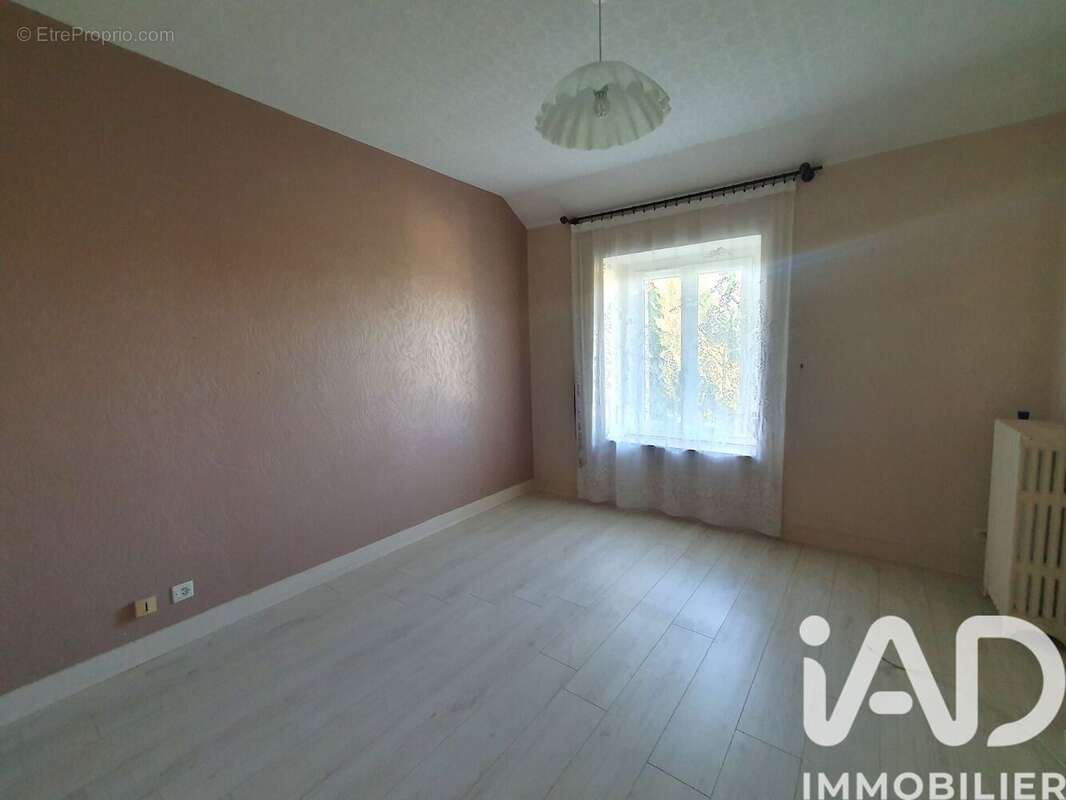 Photo 9 - Maison à LA CROIX-EN-BRIE