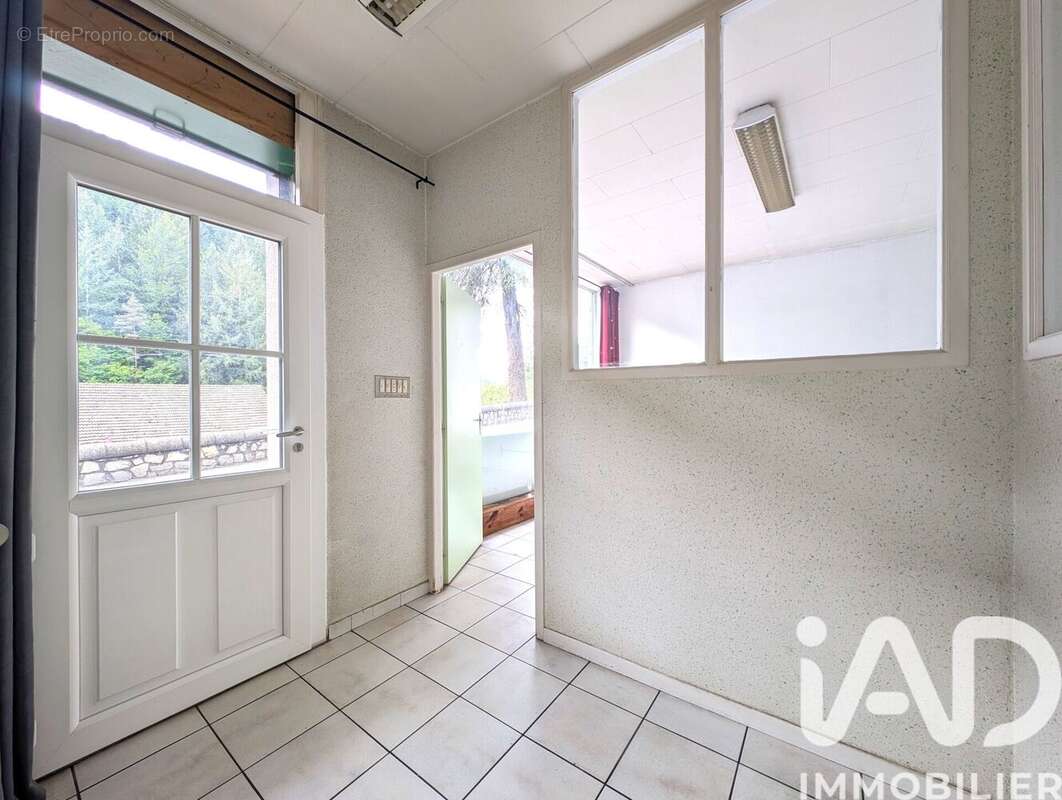 Photo 9 - Appartement à SAINT-MARTIN-DE-VALAMAS