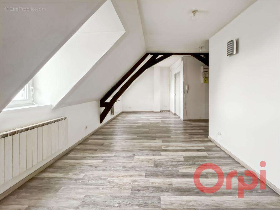 Appartement à SAINT-AMAND-MONTROND