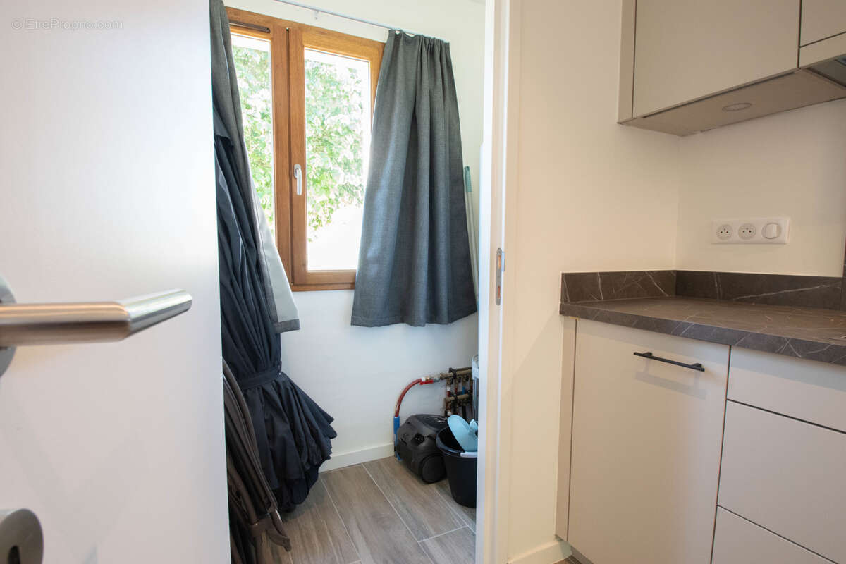 Maison à LACAPELLE-MARIVAL