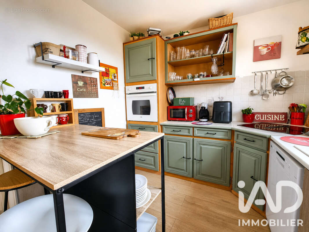 Maison 84 m² à Crevin  - photo 3