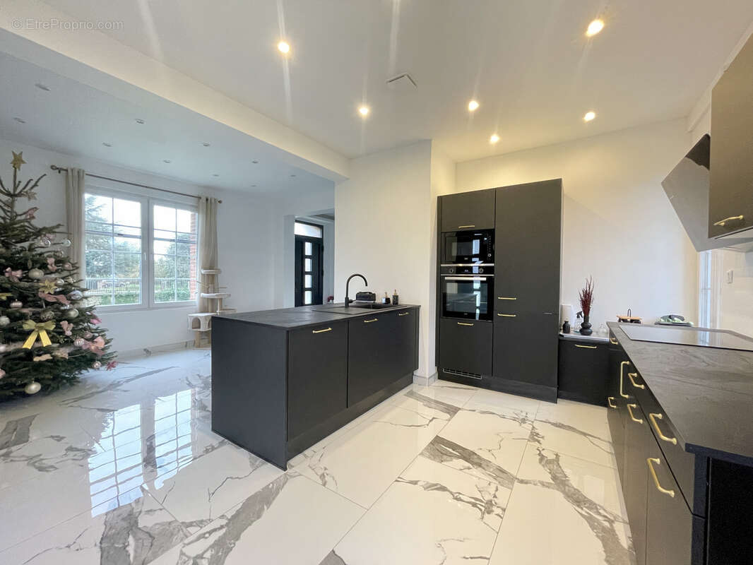 Maison à ANGERVILLE-LA-CAMPAGNE