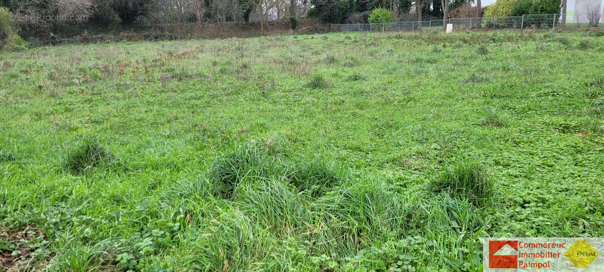 Terrain à PAIMPOL