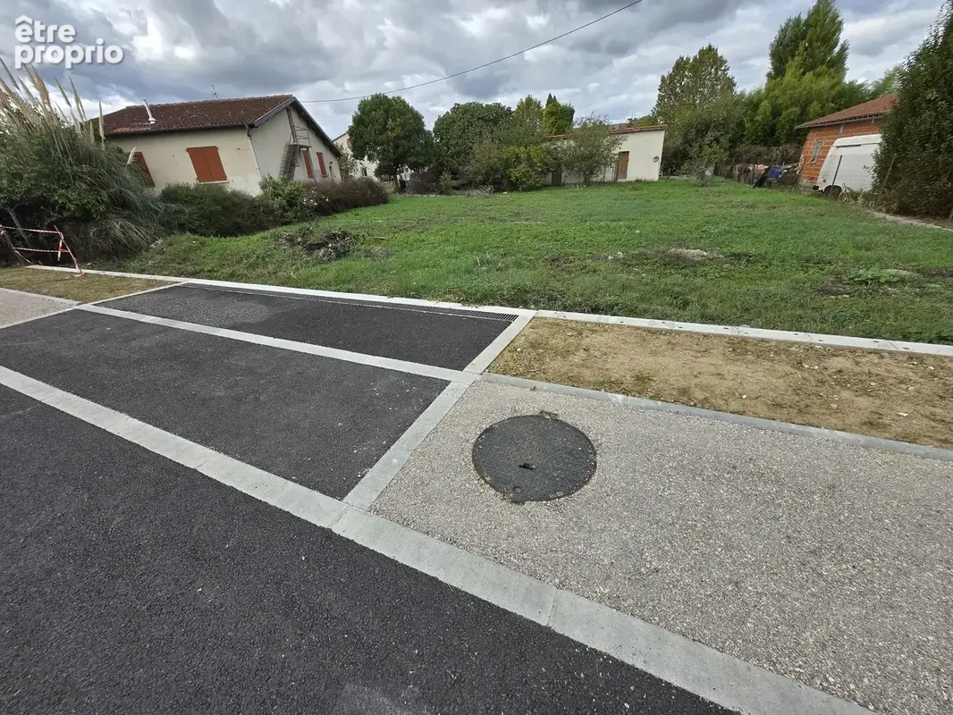 AUTERIVE-Terrain constructible 800 m2 viabilisé - photo 4