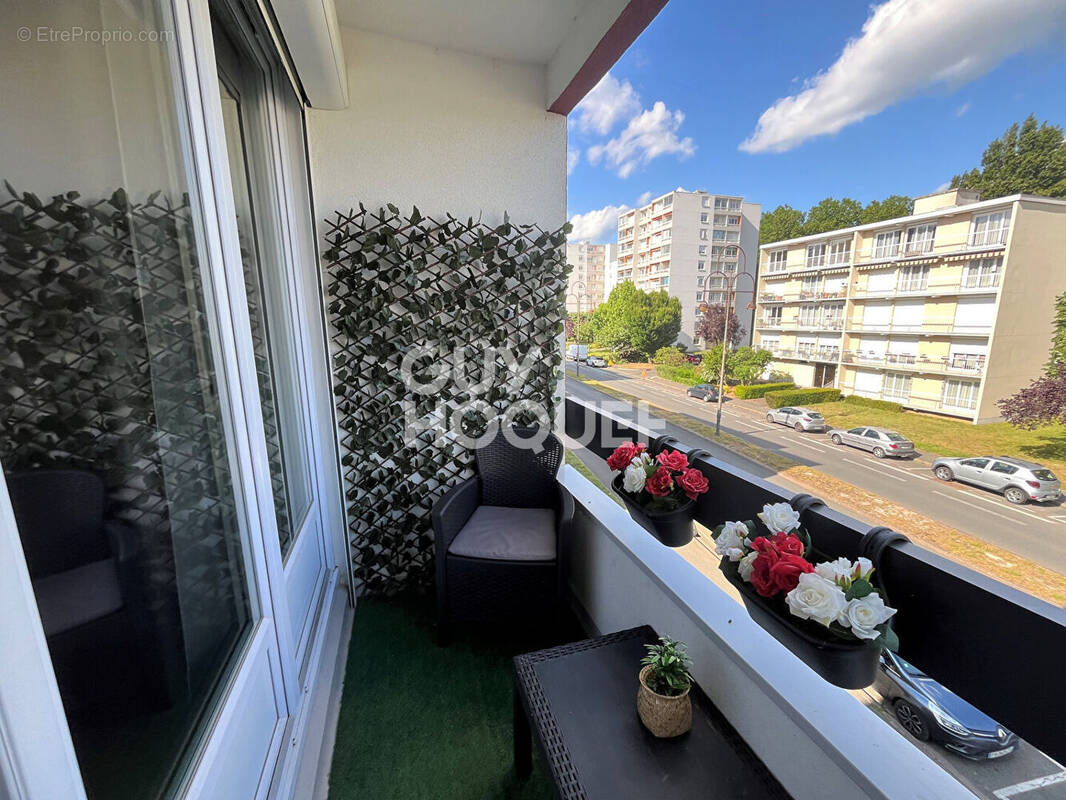 Appartement à FLEURY-LES-AUBRAIS