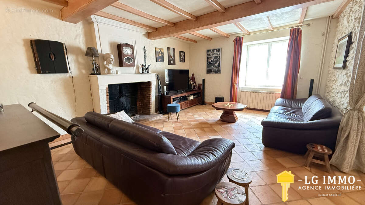 Maison à SEMUSSAC