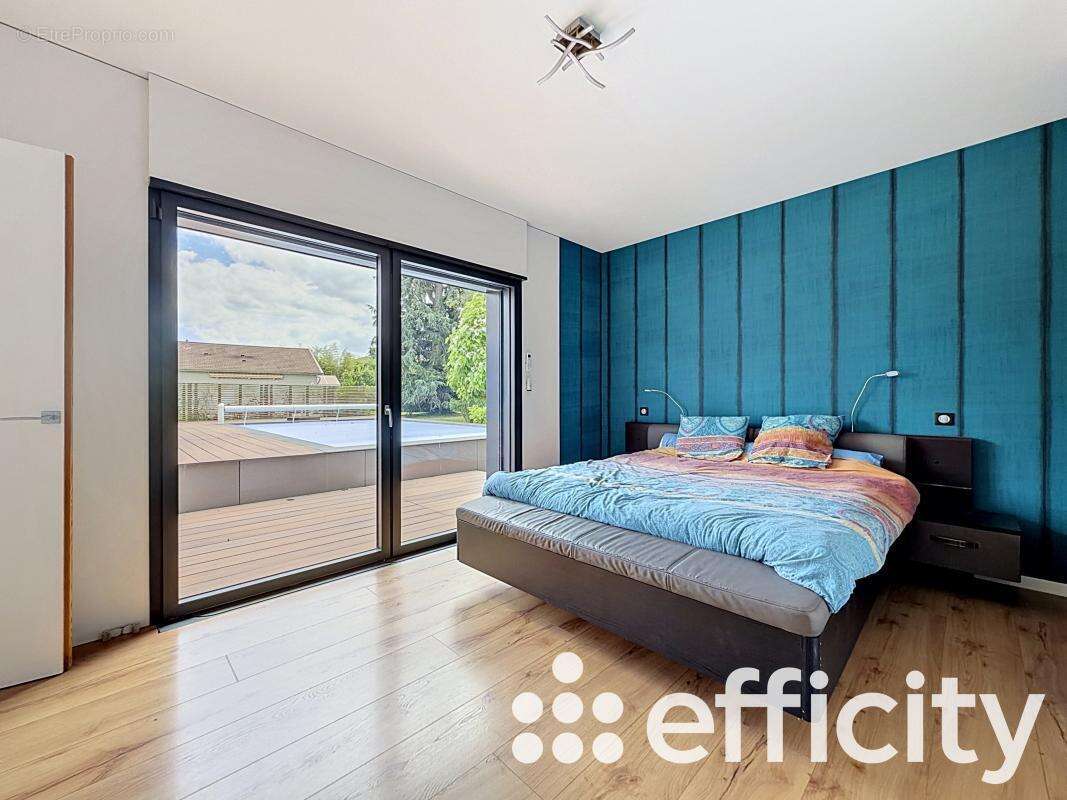 Maison 235 m² à Communay  - photo 20