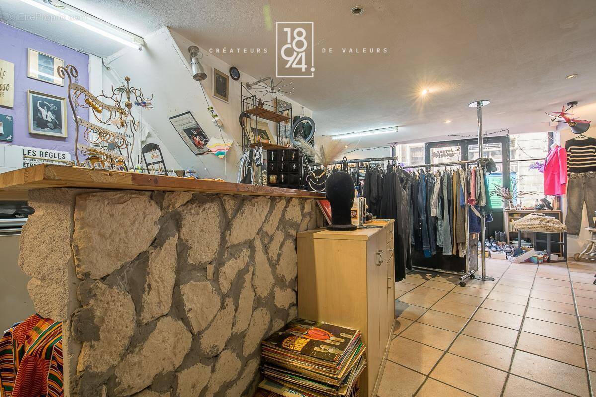 Commerce à MARSEILLE-1E