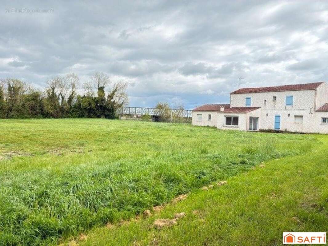 Photo 6 - Maison à L'ILE-D'ELLE