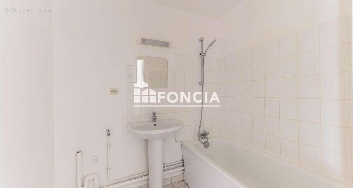 Appartement à ROSNY-SOUS-BOIS