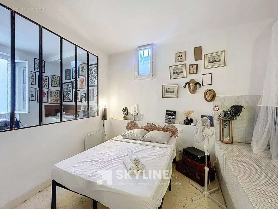 Appartement à MARSEILLE-2E