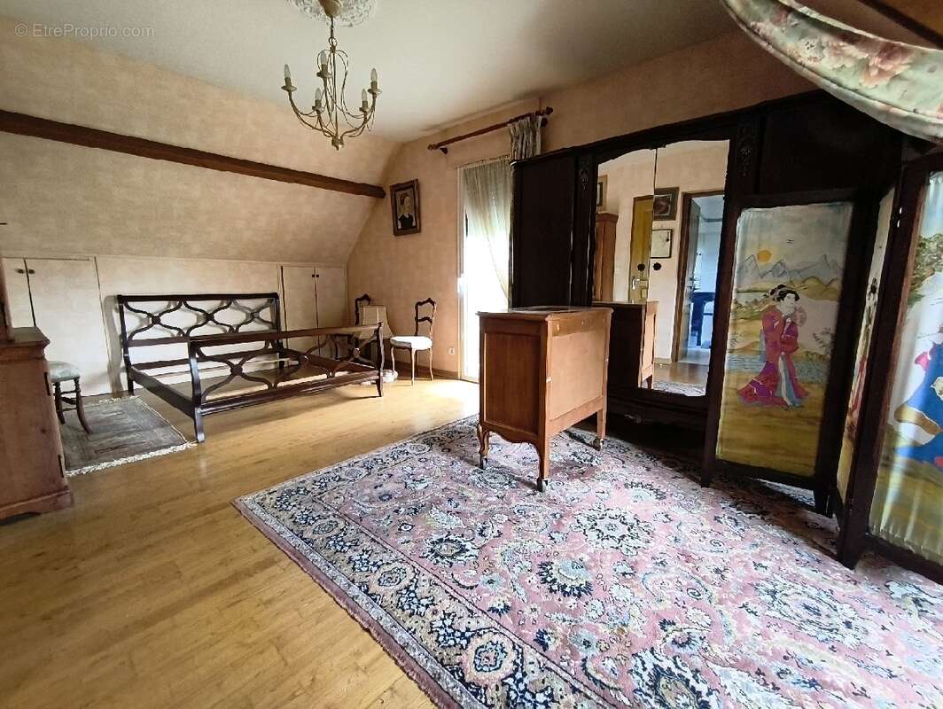 Maison à L&#039;ISLE-ADAM