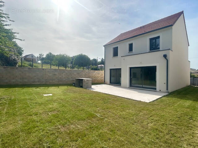 Maison à MONTLHERY