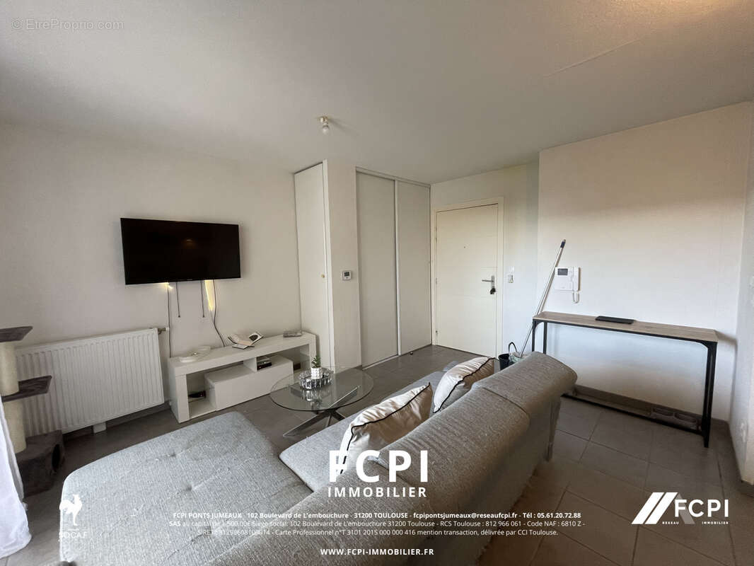 Appartement deux pièces 39.75 m2 - SEYSSES - photo 3