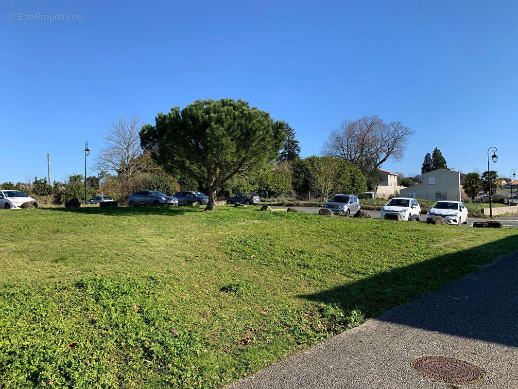 Appartement à TONNAY-CHARENTE