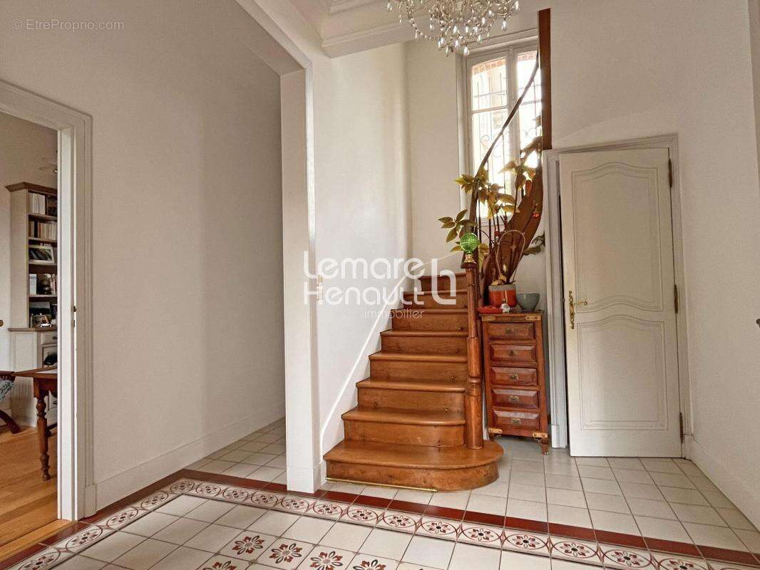Belle maison bourgeoise 5 chambres - photo 6