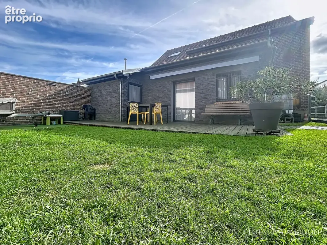 Photo Maison à Jaux au prix de 240 000€
