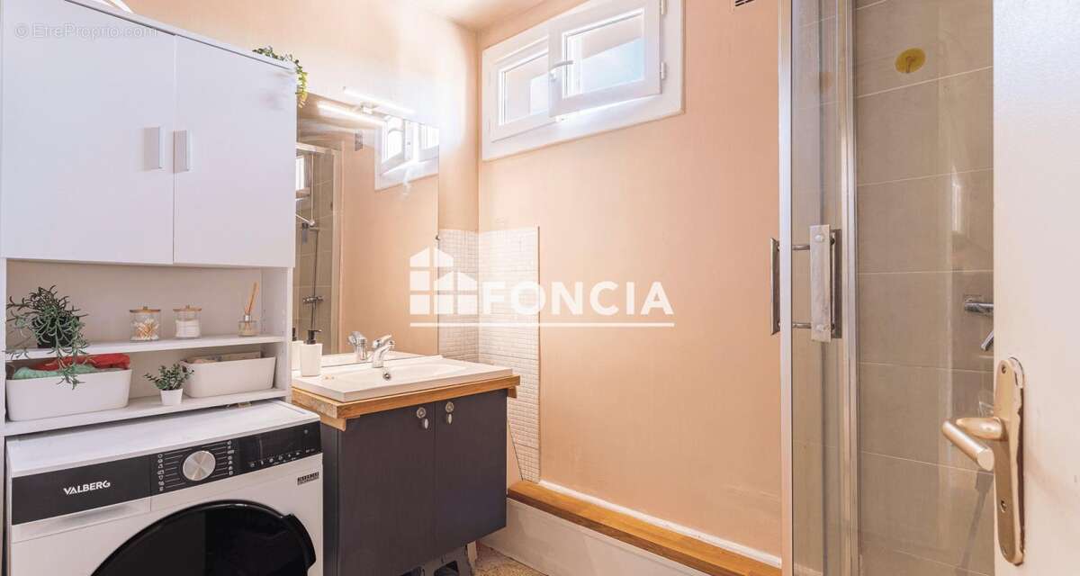 T3 Loué 62 M2 lumineux avec terrasse Toulon Saint-Musse - photo 8