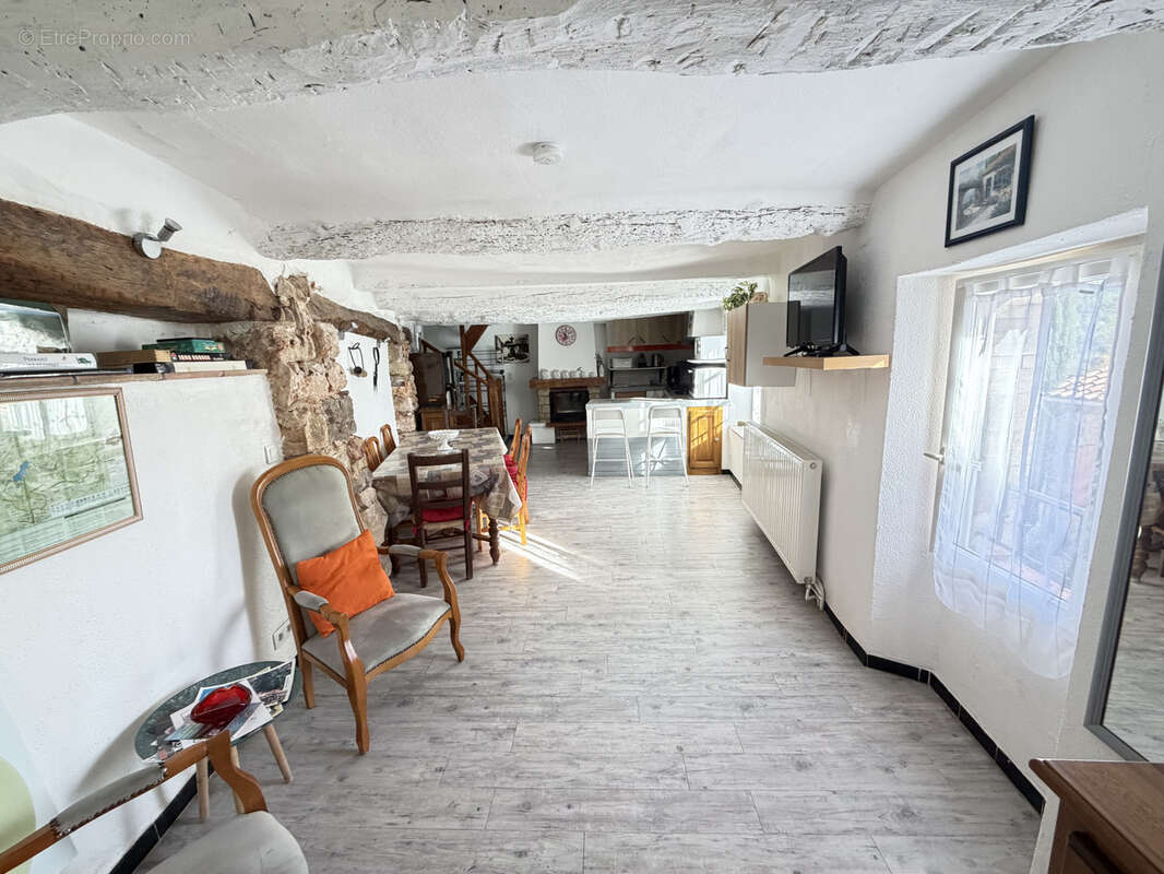 Maison à MOISSAC-BELLEVUE