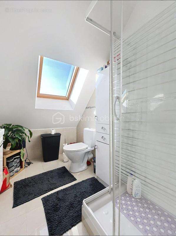 Maison à OZOIR-LA-FERRIERE