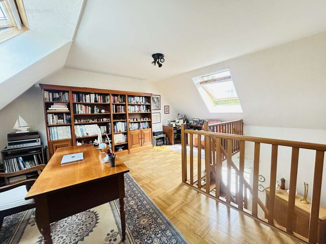 Maison 152 m² à Choisy-Au-Bac  - photo 6
