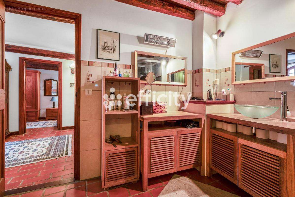 Maison à CASTELNAU-DE-GUERS