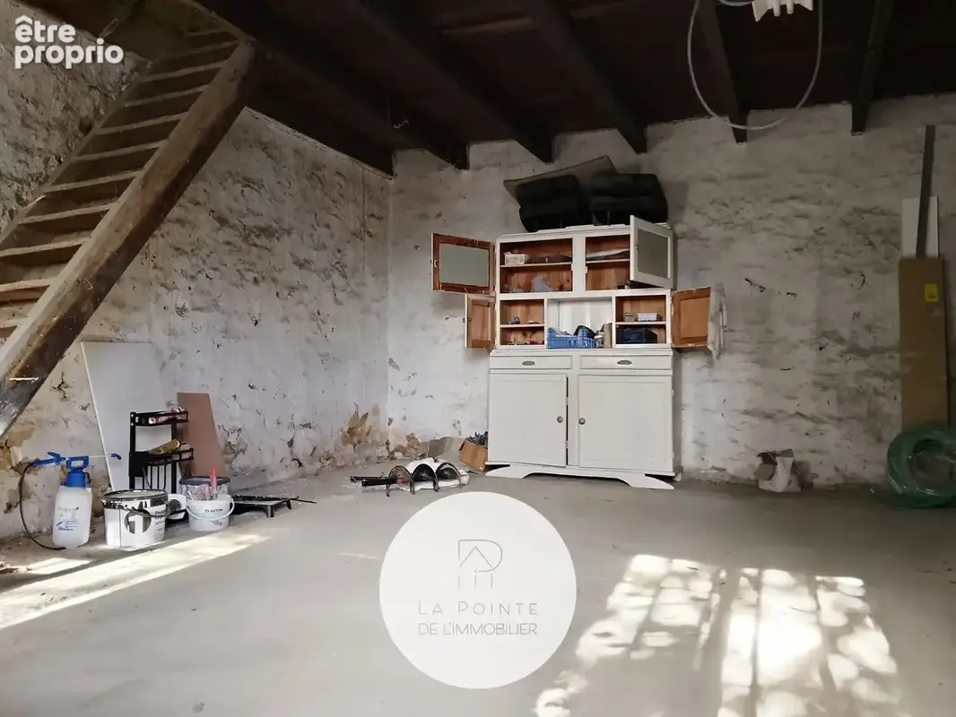 Maison à rénover avec terrain constructible - photo 2