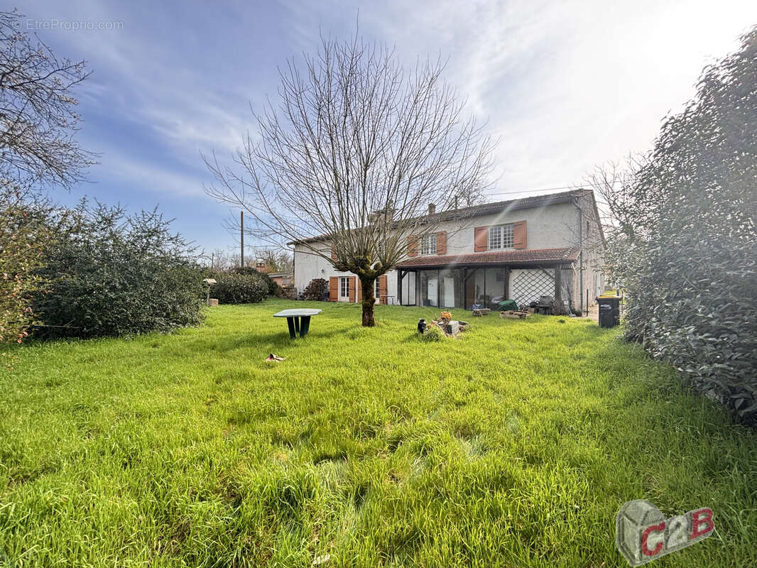 Maison de caractere a langon - photo 2