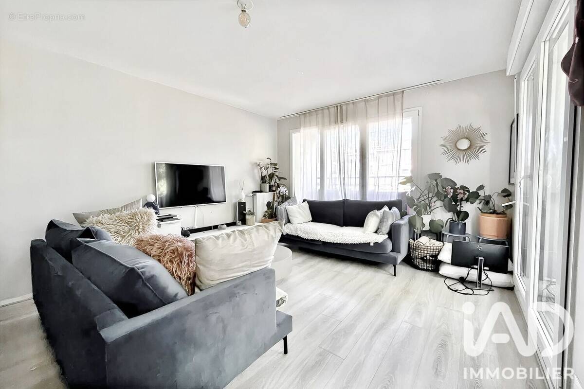 Photo 1 - Appartement à MONTEVRAIN