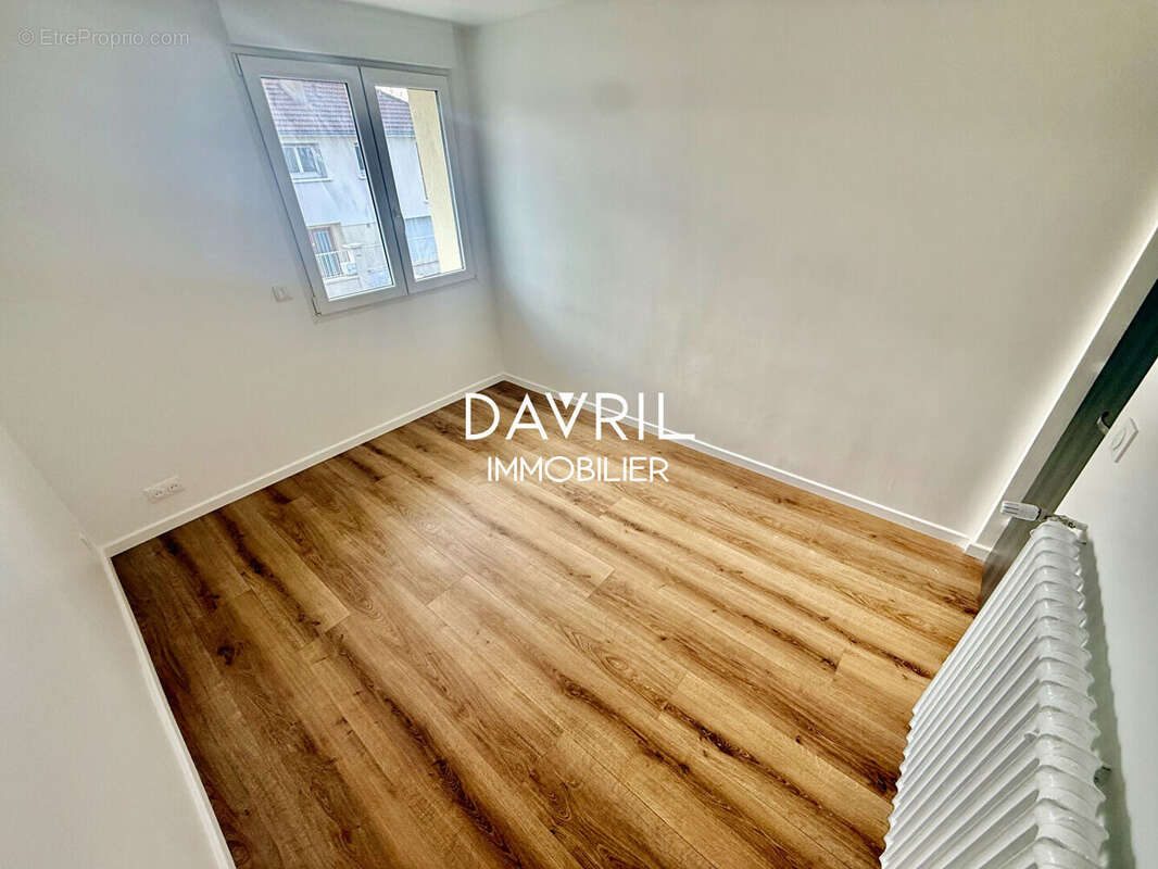 Maison à MAURECOURT