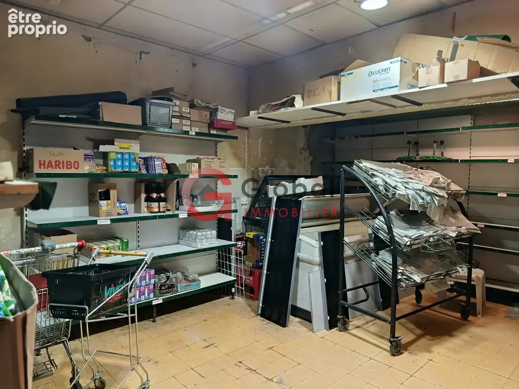 Opportunité rare : Commerce clé en main 167 m2 à Alès - Stock et matériel inclus - photo 12