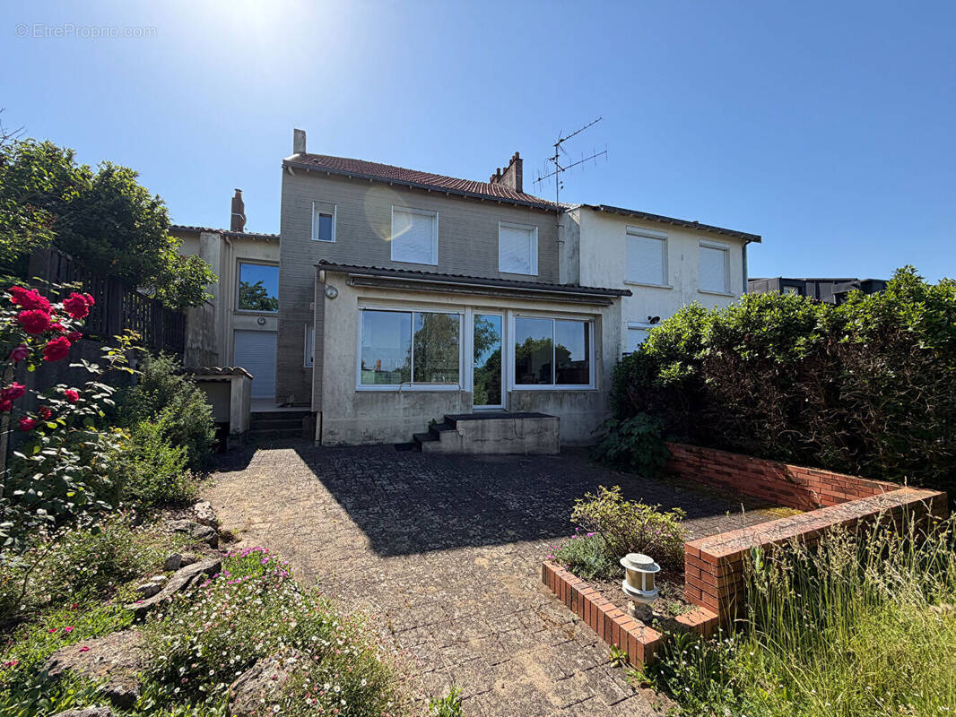 Maison à ANDREZE
