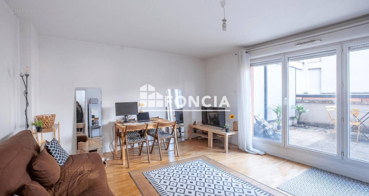 Appartement à SAINT-DENIS