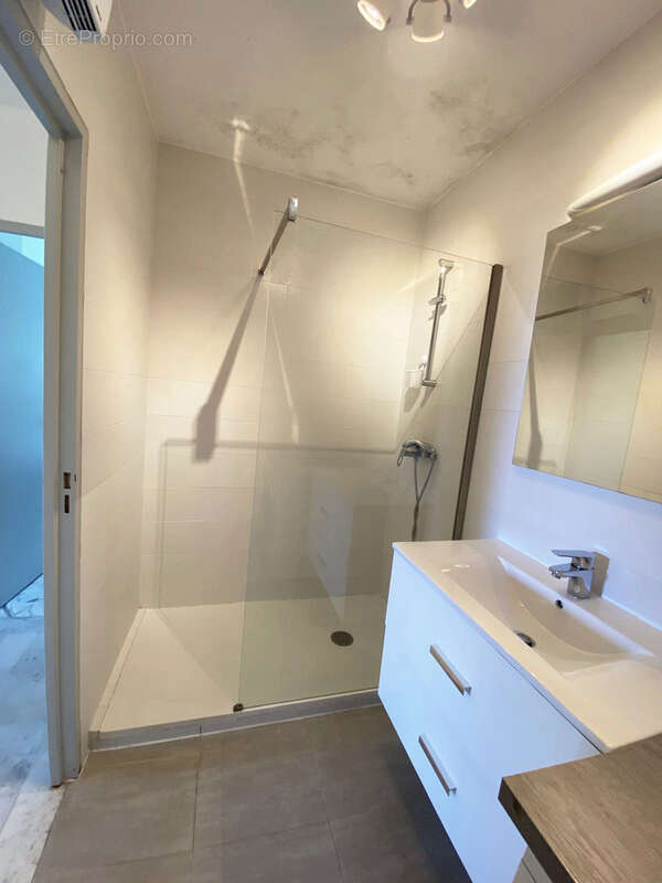 Appartement à MANDELIEU-LA-NAPOULE