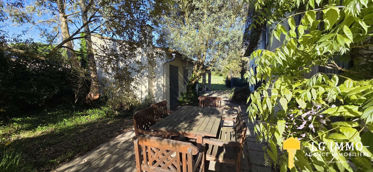 Maison de 118 m2 avec jardin et dépendances - photo 35
