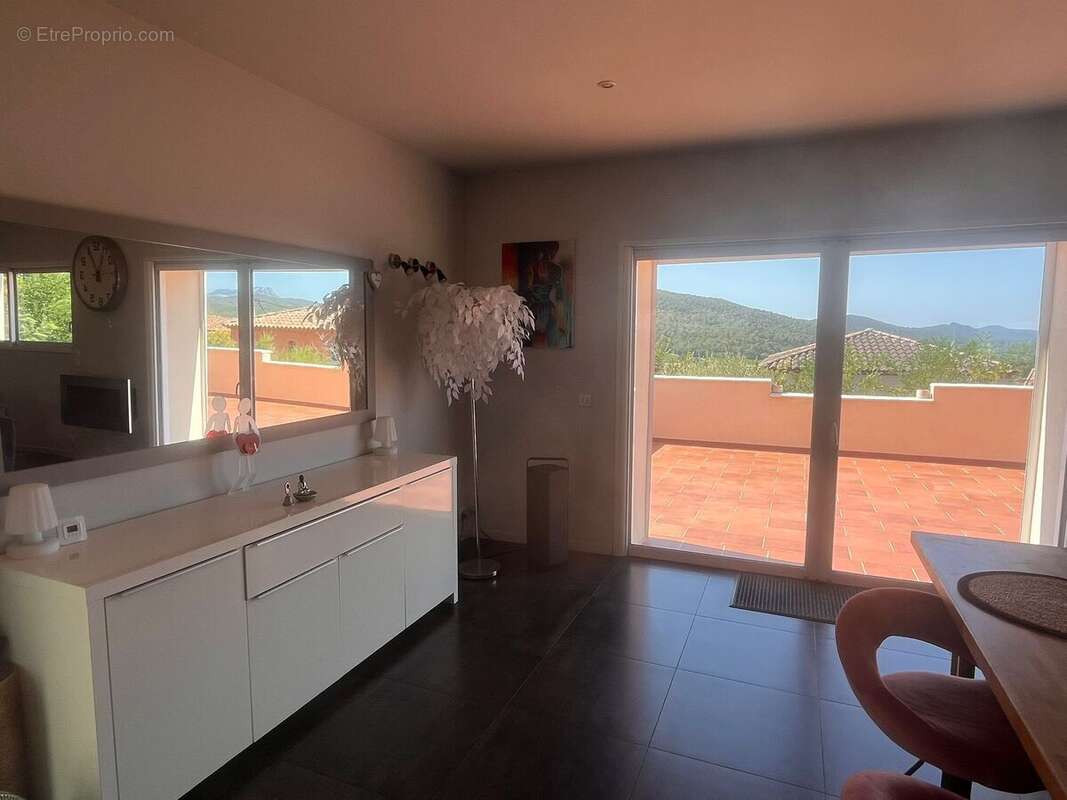 Maison à PIERREFEU-DU-VAR