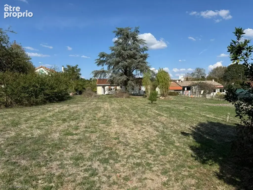 Maison de Plain-Pied Avec 3 Chambres en Bordure du Village de Charroux - photo 3
