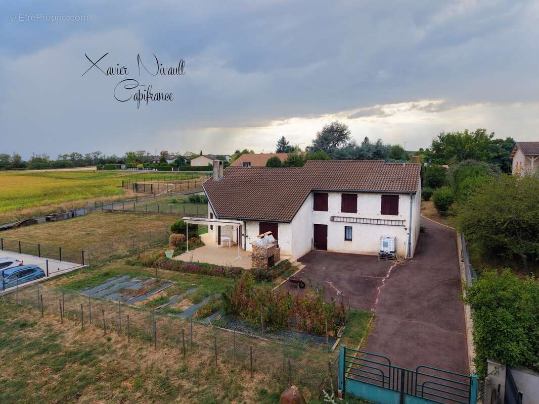 Maison à vendre 5 pièces SANCE (71) - photo 1