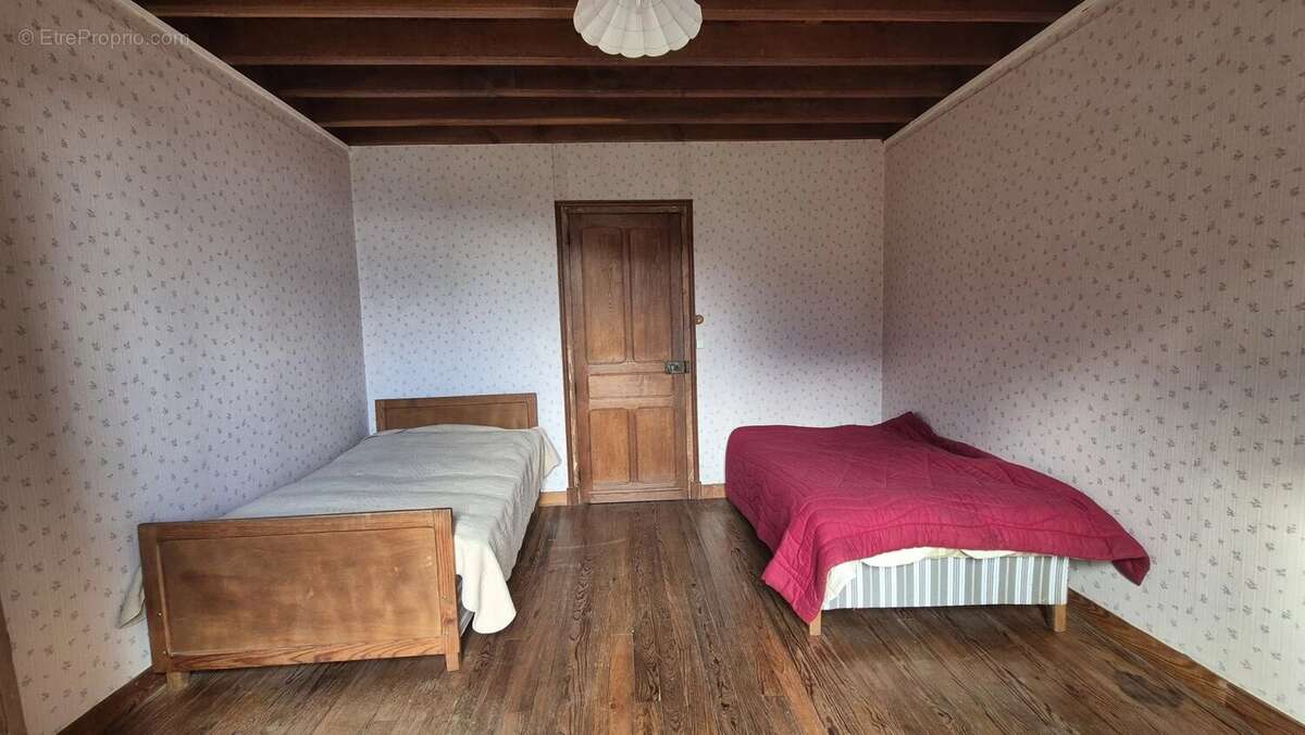 Maison à LESTELLE-BETHARRAM